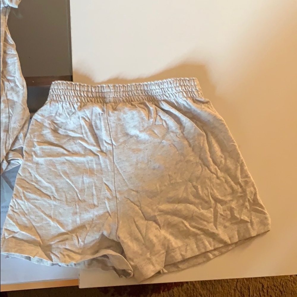 Set - Picture 3 of 3